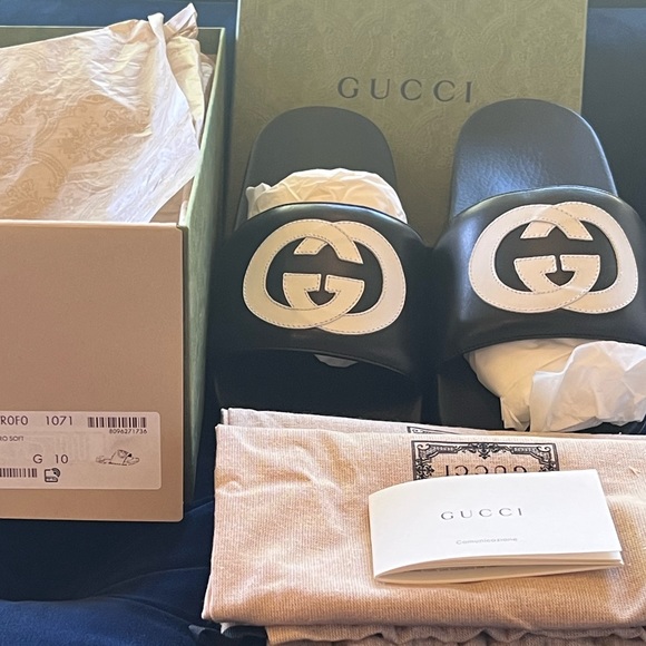 Gucci Slides - Picture 2 of 3